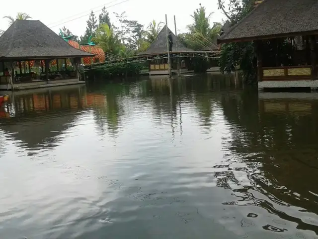 Gambar Makanan Liwet Pak Asep Stroberi 12