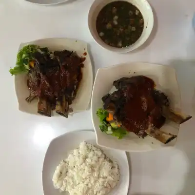 Rumah Makan Sop Konro Marannu