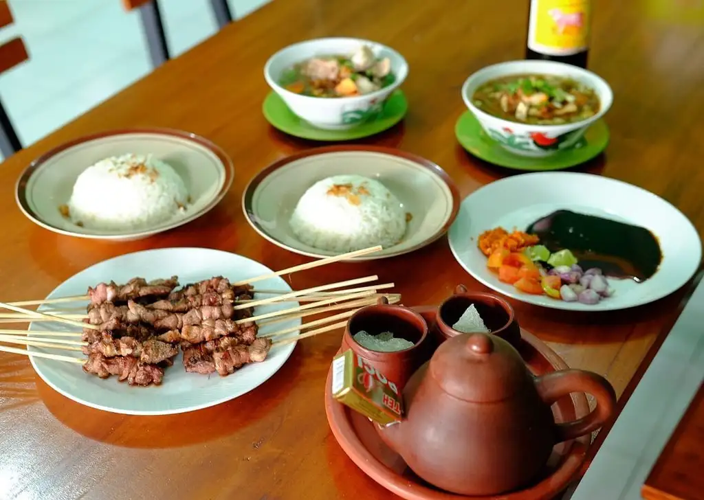 Sate Tegal Kambing Muda - Pak Harto Tahu