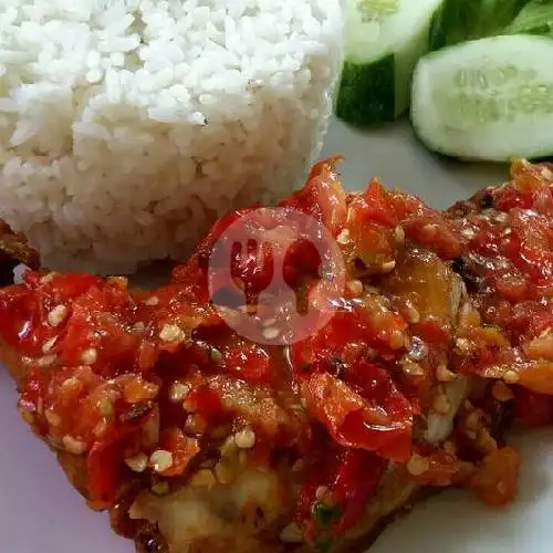 Gambar Makanan Ayam Geprek Bang Agus, Denpasar 13