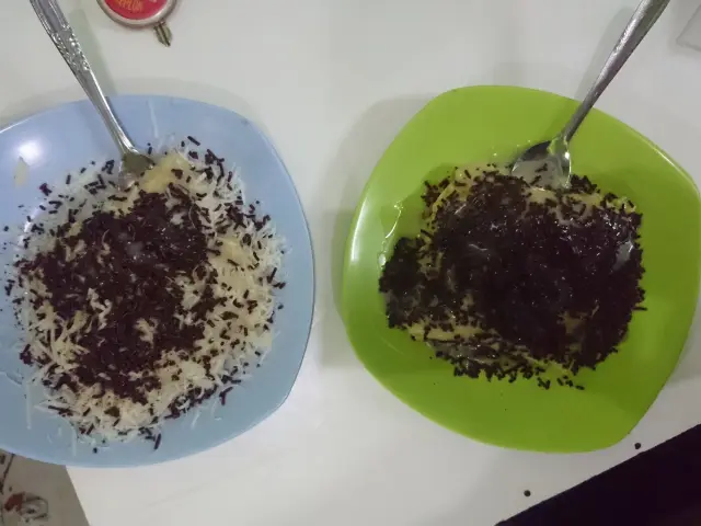 Gambar Makanan Kue Pancong Mang Kumis Dan Mang Dadang 15