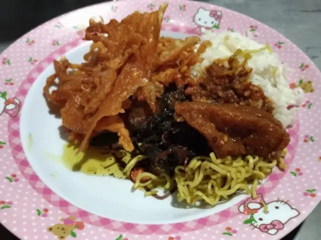 Gambar Makanan Warung Nasi Cumi 12