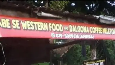 Burger Abe se western food and dalgona coffee