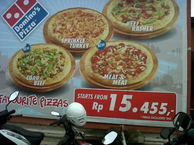 Gambar Makanan Domino Pizza 12