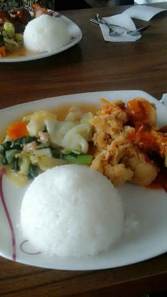 Gambar Makanan Solaria 7