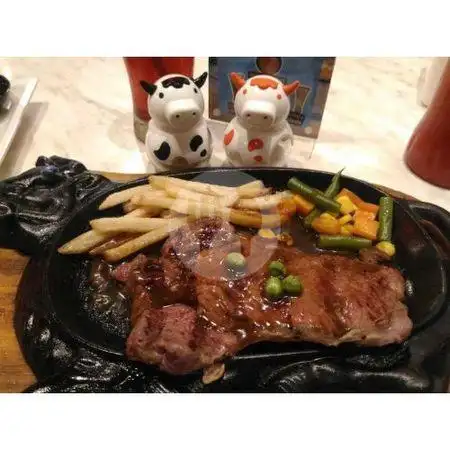 Gambar Makanan Djakarta's Steak 6