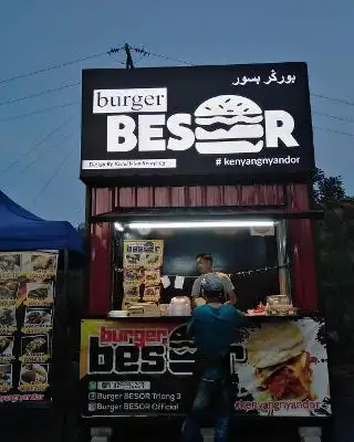 Burger besr stall Food Photo 1