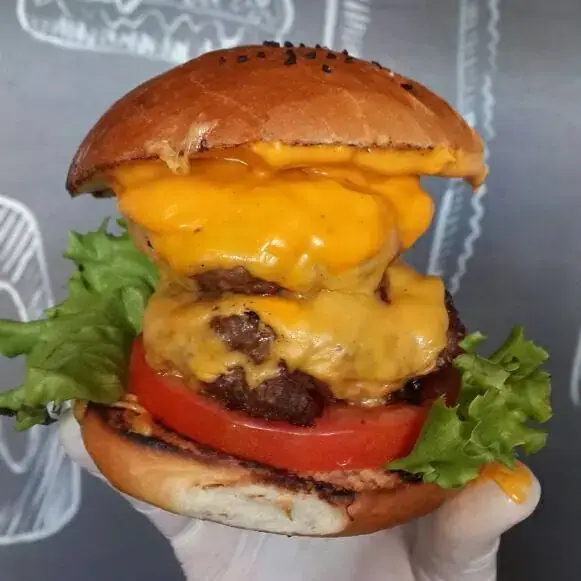 Burger Hot'n Smokey'nin yemek ve ambiyans fotoğrafları 3