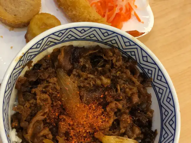 Gambar Makanan Yoshinoya (吉野家) 4