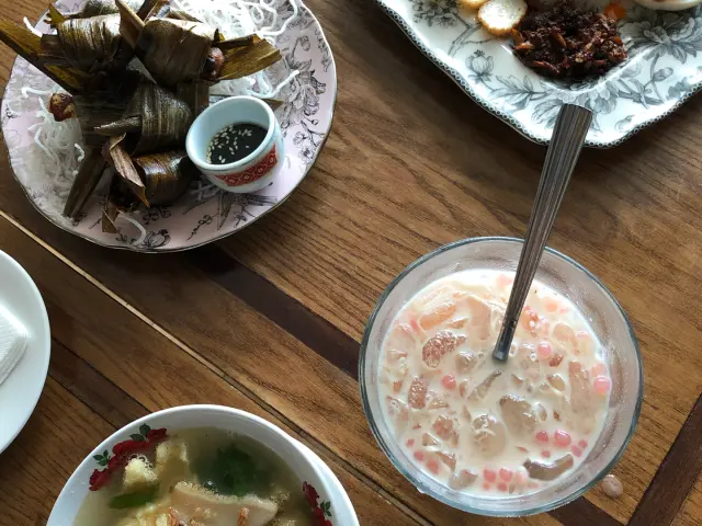 Gambar Makanan Nyonya Peranakan Cuisine 9