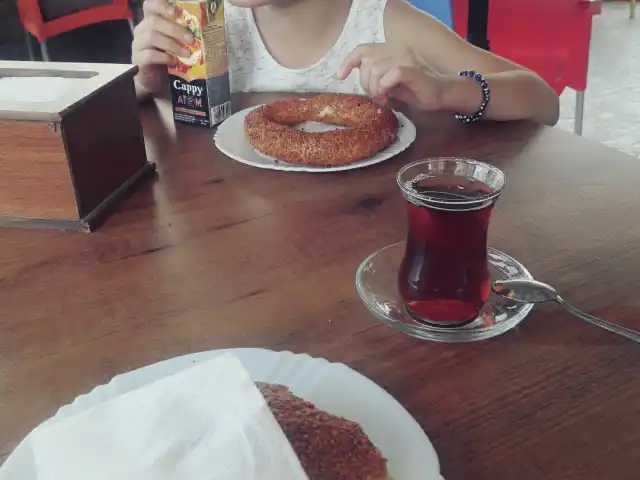 Tanislar Unlu Mamulleri'nin yemek ve ambiyans fotoğrafları 5