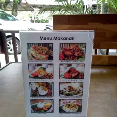 Ayam Betutu Ibu Nia