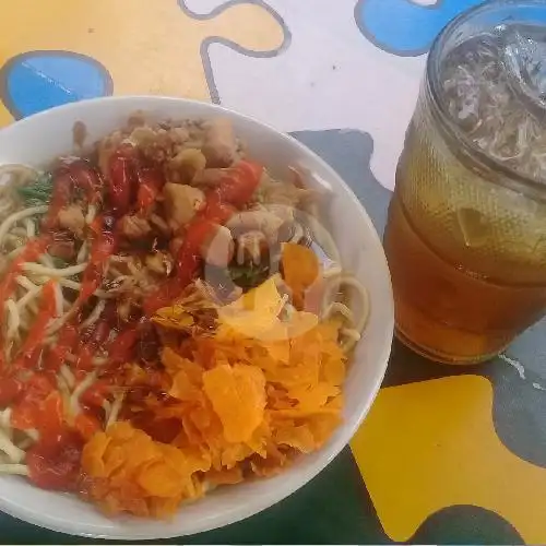 Gambar Makanan Bubur Ayam Dan Mie Ayam Lestari 2, Jl. Mawar Blok U 203 Peputra 8