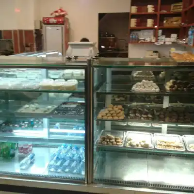 Güloğlu Pide Pasta & Cafe