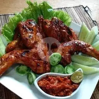 Gambar Makanan Ayam Goreng Tulang Lunak Pak Kustrad, Kebayoran Baru 7