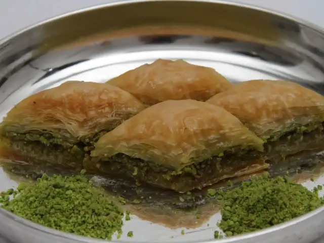 Elmacıpazarı Güllüoğlu Baklava'nin yemek ve ambiyans fotoğrafları 7