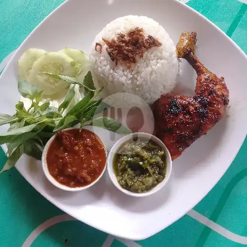 Gambar Makanan Warung Roxy Ayam Bakar, Taman Kota Baru 1