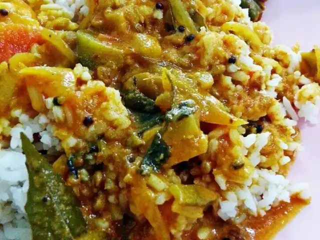 Sri Tanjung Curry House Food Photo 16