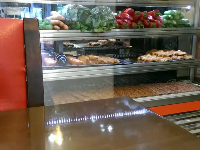 İncedal Kebap Lahmacun Salonu'nin yemek ve ambiyans fotoğrafları 3