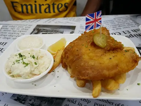 Cor Blimey British Fish and Chips Food Photo 1