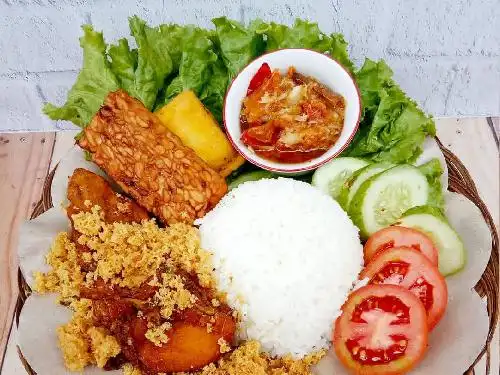 Ayam Goreng Bu Indah, Sukaresik