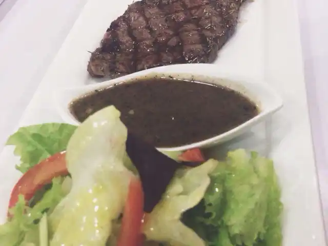 Gambar Makanan Le Boeuf Steakhouse 18