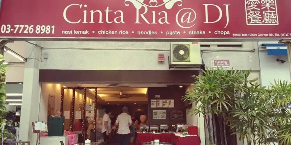 Cintaria @ DJ Restaurant