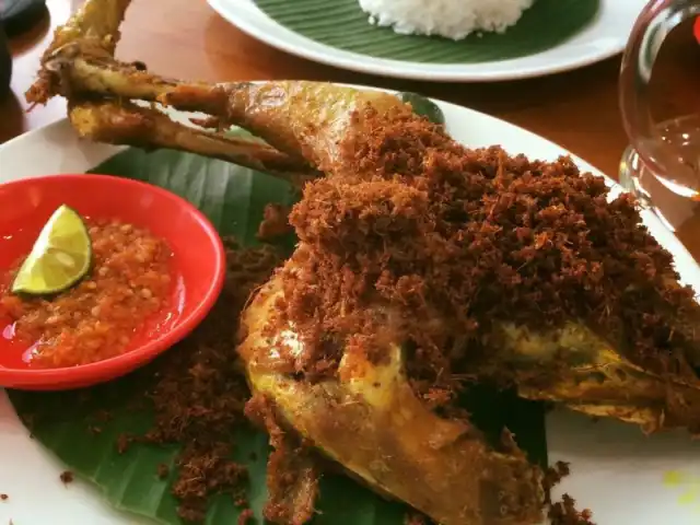 Gambar Makanan Gajah Mungkur - Ayam Goreng Kampung Khas Wonogiri 1