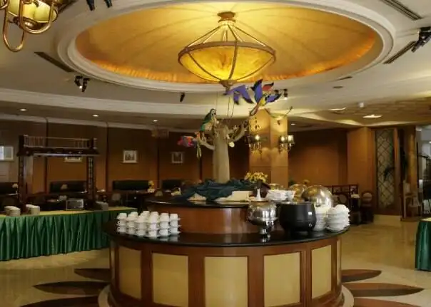 Gambar Makanan D' La Fontaine Coffee Shop - Hotel Kaisar 5