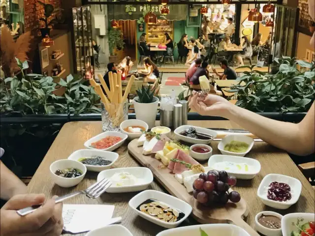 Dandin Karaköy'nin yemek ve ambiyans fotoğrafları 15