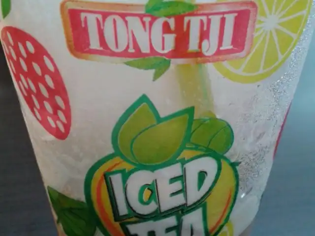 Gambar Makanan TONG TJI Tea Bar 5