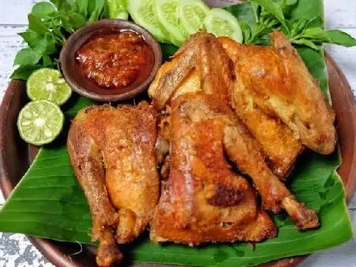 Ayam Lalapan Mbok Rizky