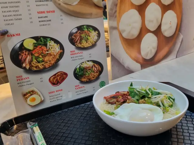 Gambar Makanan Yen Pao Bao & Noodle 3