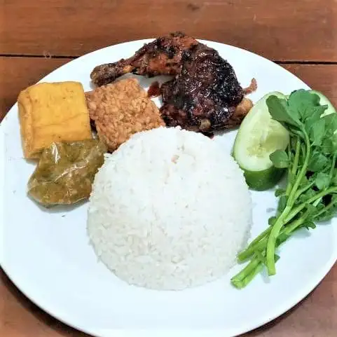 Gambar Makanan Warung Nasi SPG, Balonggede 8