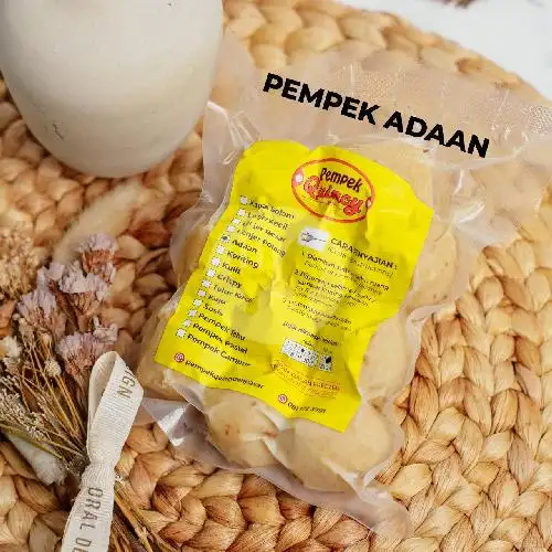 Gambar Makanan Pempek Quincy, Tantular 20