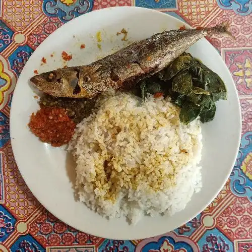 Gambar Makanan Warung Nasi Padang, Merdeka 7