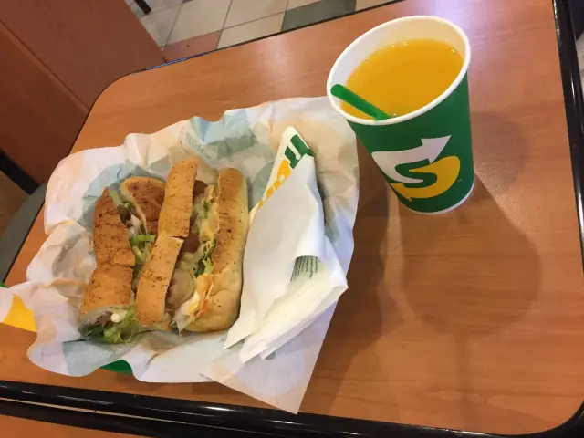 Subway Food Photo 6