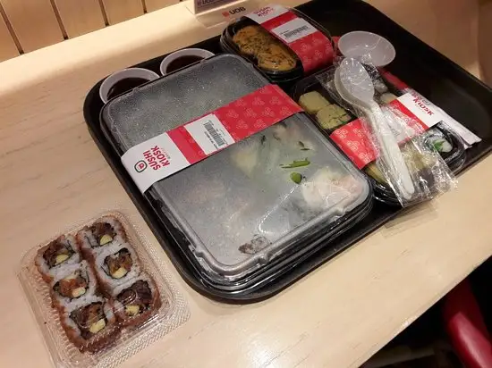 Gambar Makanan Sushi Kiosk - Puri Indah Mall 9