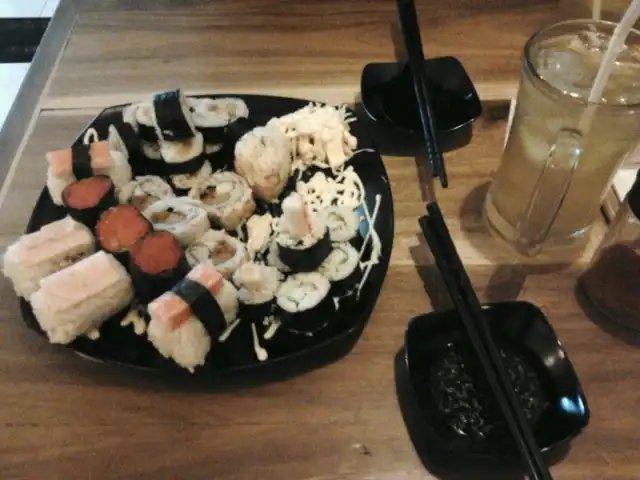 Gambar Makanan Zutto Sushi & Suki 6