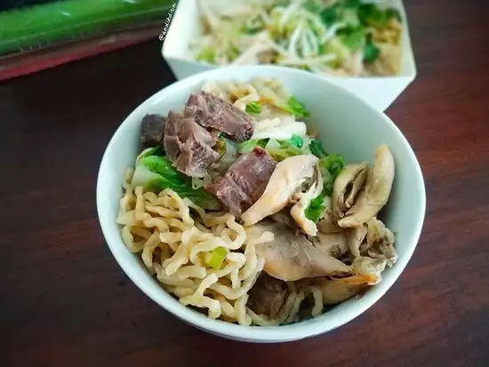 Bakmi Ayam Kampung Alek