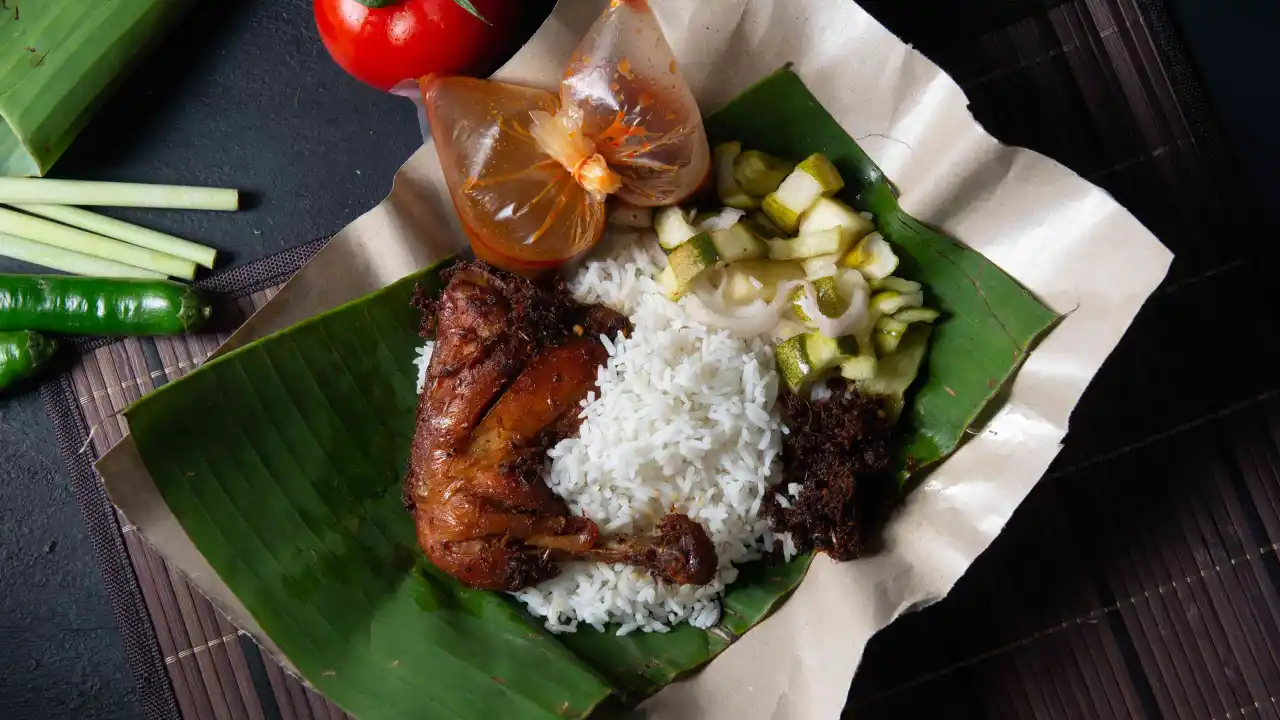 Hot Nasi Kukus (Sungai Udang)