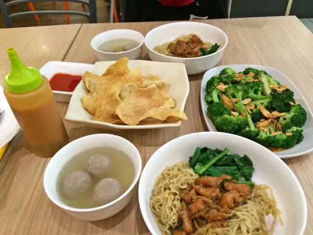 Gambar Makanan Bakmi GM 17