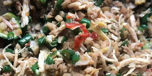 Nasi Lawar Cumi, Uduk, Rawon, Soto, Gorengan & Rujak Cingur Sakura - Halal Food
