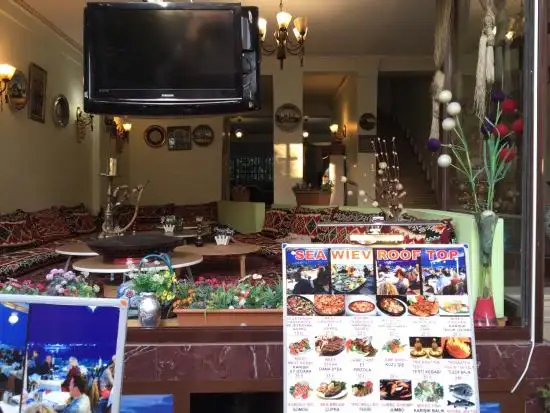 Ast Terrace Restaurant Cafe'nin yemek ve ambiyans fotoğrafları 20