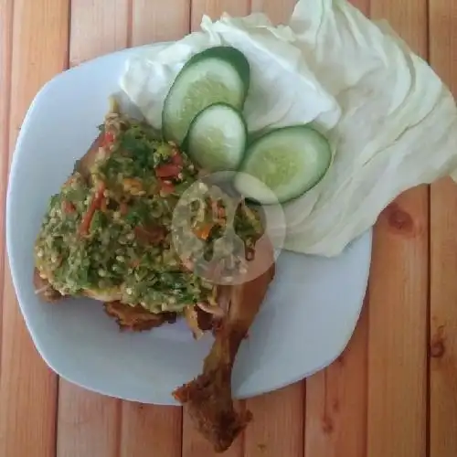 Gambar Makanan Ayam Penyet Cabe Ijo & Thai Tea, Karang Tengah 1 2