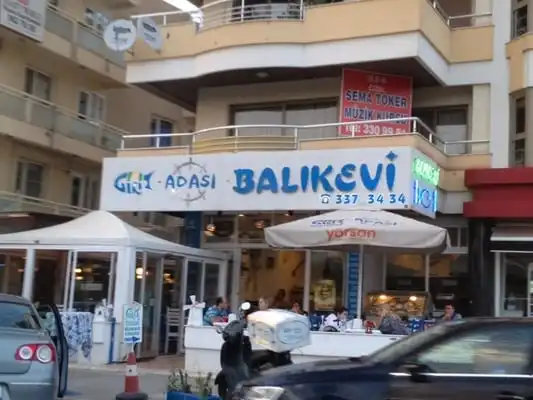 Girit Adası Balıkevi