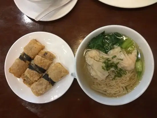 Gambar Makanan Tiga Wonton 7