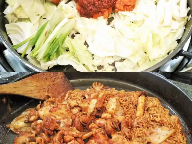 Daebak Dakgalbi Food Photo 4