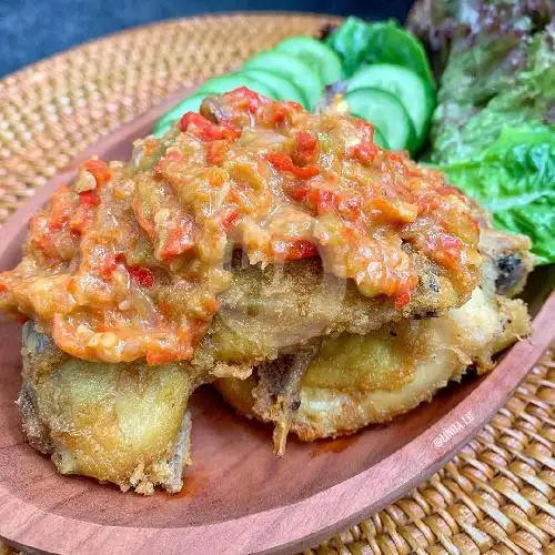 Gambar Makanan Ayam bakar yanti ( cabang koang ), Warung Gantung 19