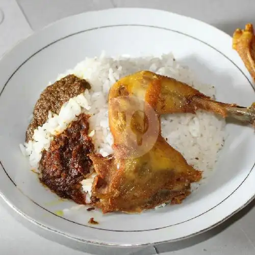 Gambar Makanan BEBEK GORENG & AYAM GORENG PAK QOMAR, Metro Pasar Baru 4